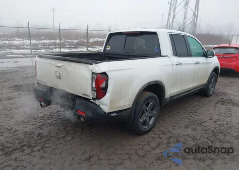 2023 Honda Ridgeline Rtl-E z USA, uszkodzony, nr VIN 5FPYK3F72PB011944